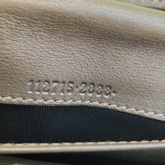 Gucci Vintage GG Monogram Wallet - Picture 3 of 10